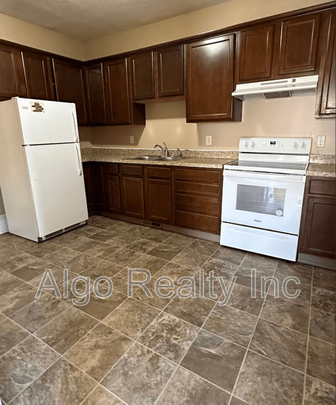 Minneapolis Condo: 3200 Bloomington Avenue - 2