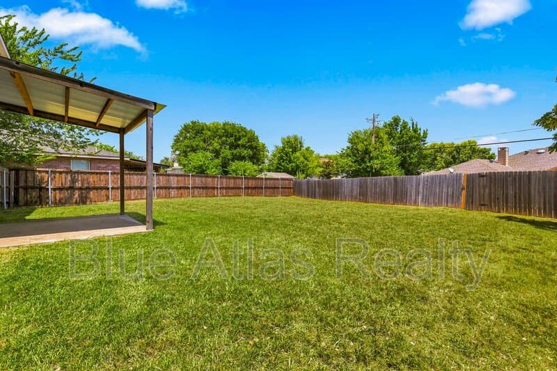 McKinney House: 2744 Frontier Lane