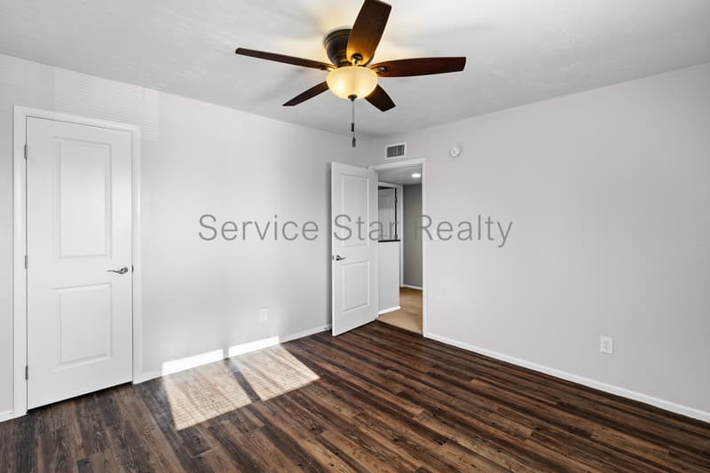 Phoenix House: 15411 N 2nd Pl