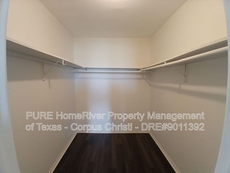 Corpus Christi Townhome: 4401 River Valley Dr
