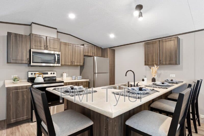 Kilgore House: 257 Sugar Maple Lane
