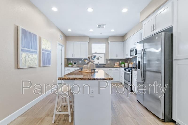Santa Clara Condo: 2951 Via Roma Pl