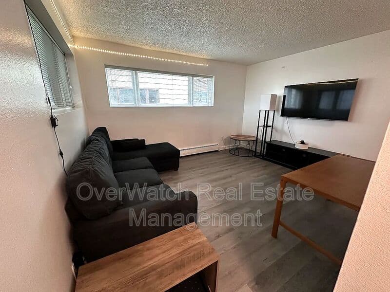 Anchorage Condo: 3105 W 33rd Ave