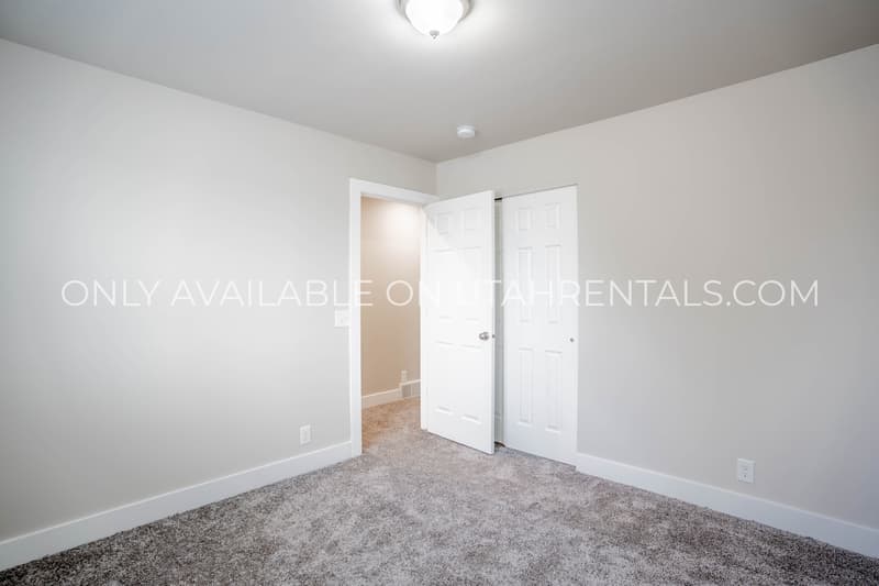 Salt Lake City House: 2670 S 800 E
