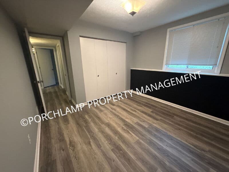Grand Rapids House: 6235 Cascade Road Southeast