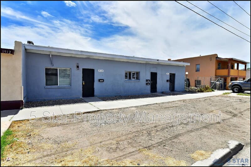 El Paso Condo: 1910A Olive Ave !!