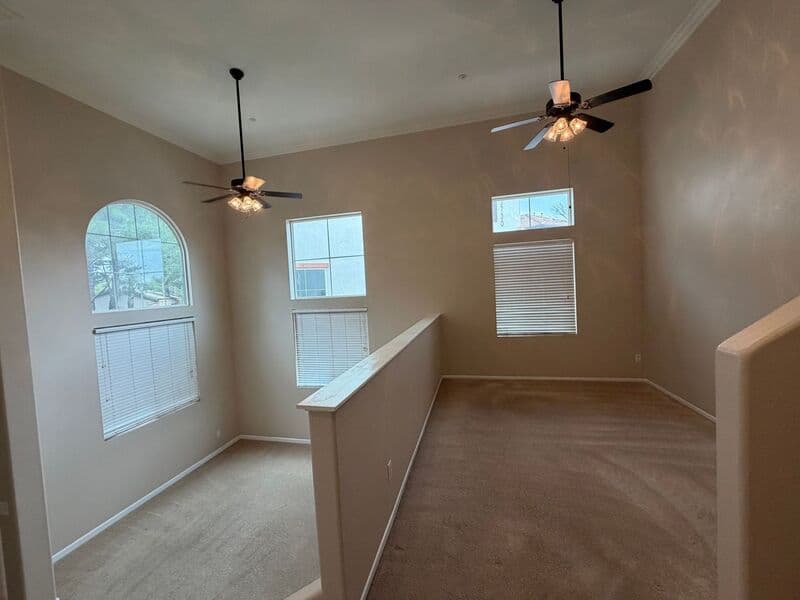 Murrieta House: 33770 Willow Haven