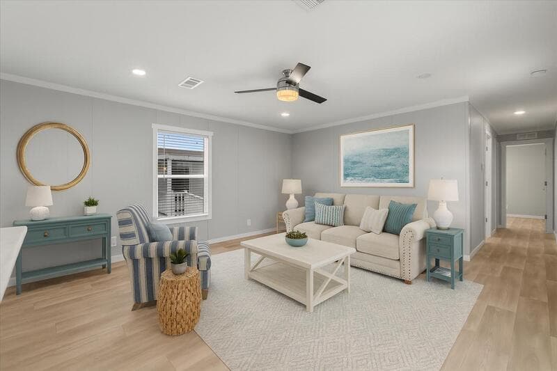 Dickinson House: 5113 Barbados Calle