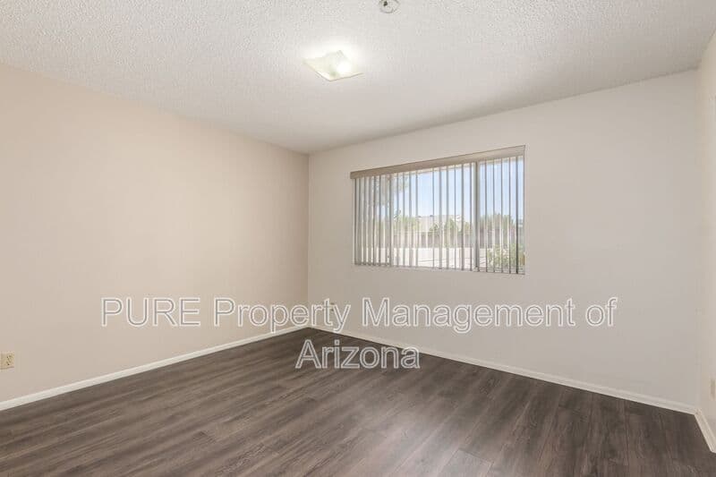 Mesa House: 5801 E Casper Rd