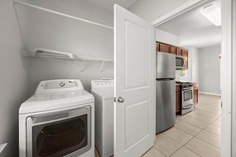Hammond House: 48317 Fox Hollow Boulevard