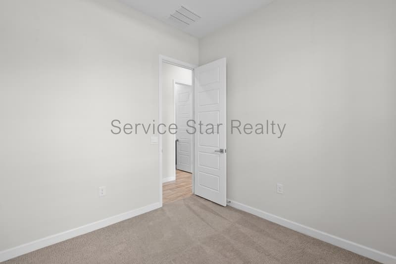 Scottsdale House: 17144 N 50th Pl