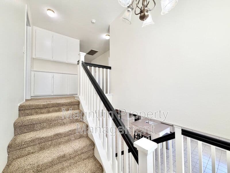 Murrieta House: 37168 Santa Rosa Glen Dr