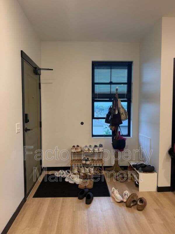Mankato Condo: 1300 Warren Street