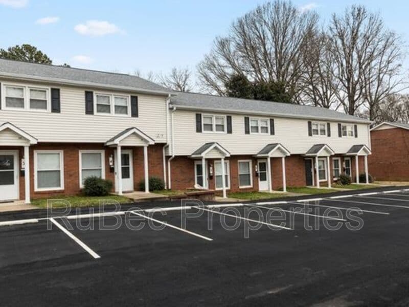 Charlotte Townhome: 3115 Grierton Ct