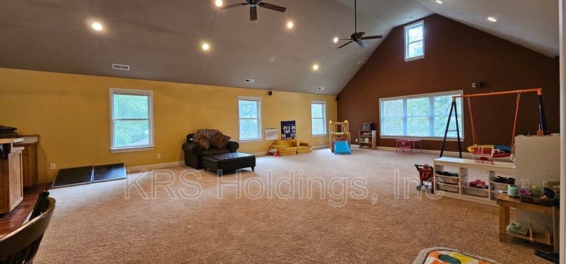 Williamsburg House: 107 Pleasant Point