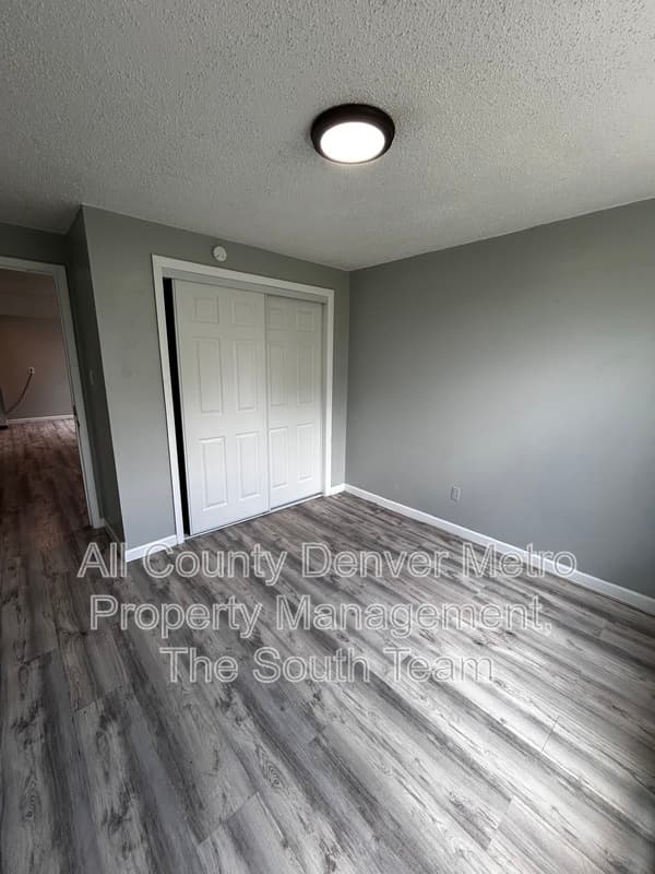 Aurora Condo: 1720 Chester