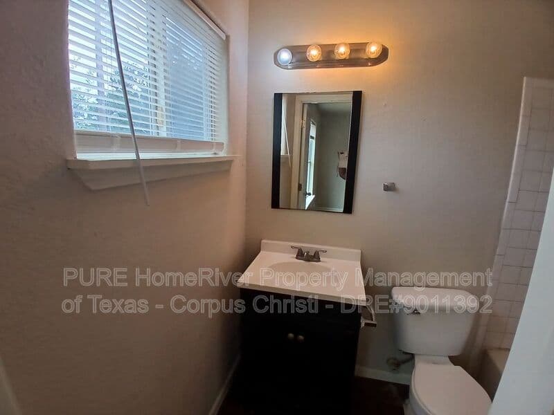 Corpus Christi Condo: 901 Furman Ave