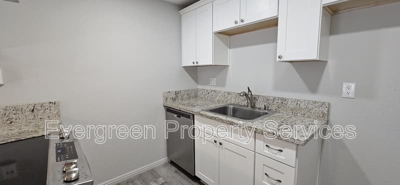 Folsom Condo: 34A Dean Way