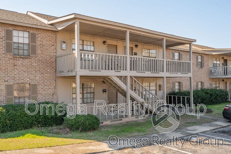 Phenix City Apartment: 901 25th Ave