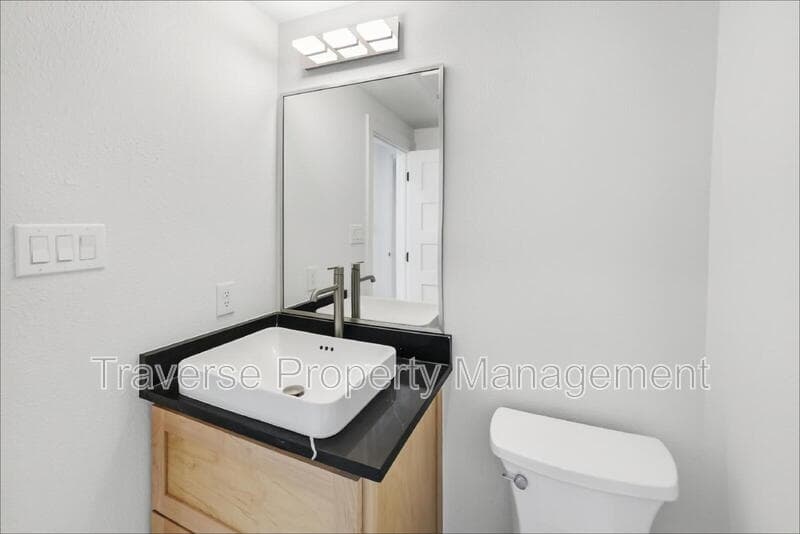 Fort Worth Townhome: 408 Rayner Avenue