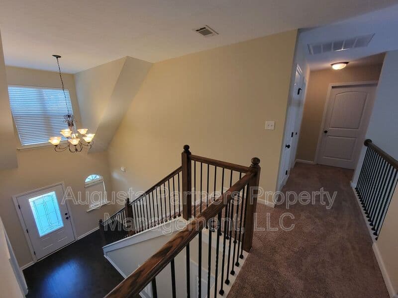 Evans House: 3460 Conifer Trl