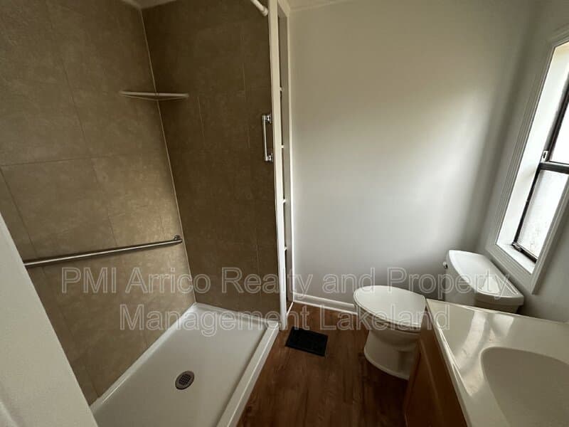 Polk City House: 5444 Jericho Ave