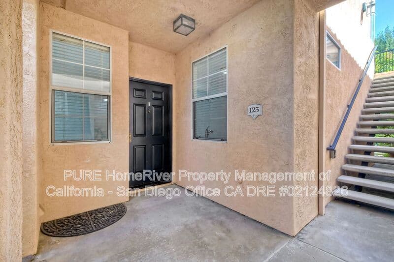 San Diego House: 18812 Caminito Cantilena