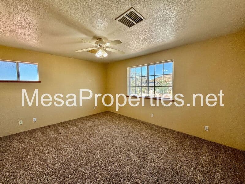 Apple Valley House: 18633 Kamana Rd.