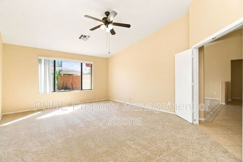 Gilbert House: 507 W Horseshoe Ave