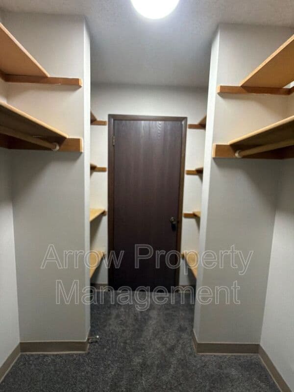 Lincoln Condo: 1431 D Street-10