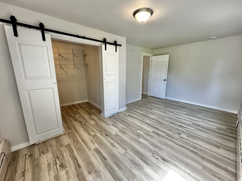 Oshkosh Condo: 1922 Oregon Street