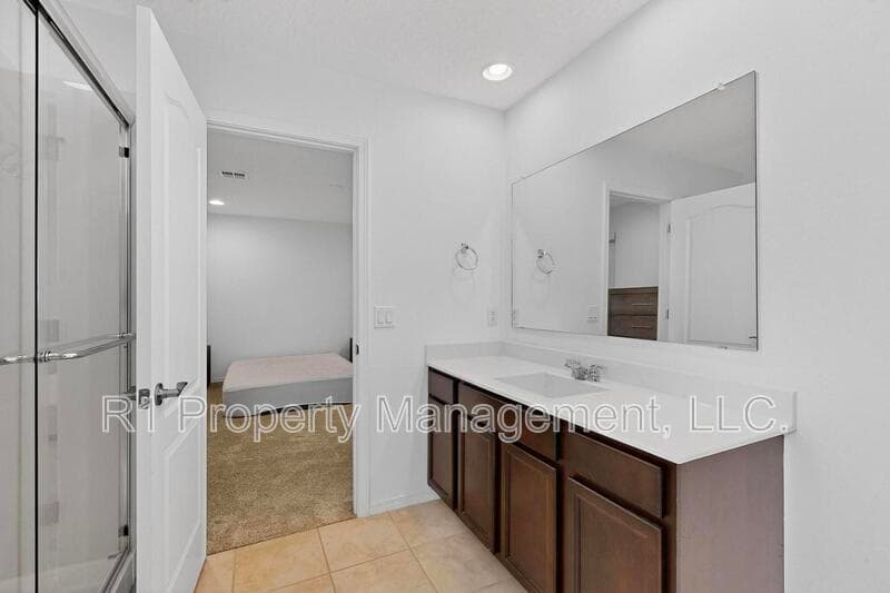 Rio Rancho House: 108 Hue Street