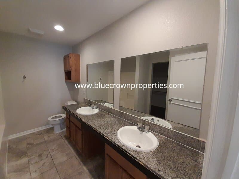 Balch Springs Condo: 12111 Quail Drive