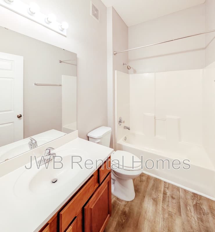 Jacksonville Condo: 5051 Playpen Dr