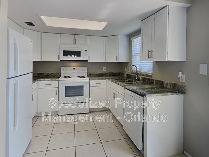 Orlando House: 11309 Darlington Dr