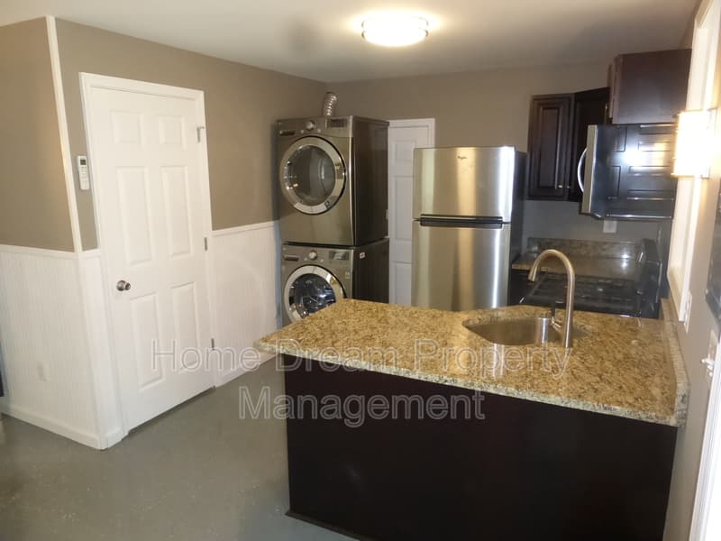 Fredericksburg House: 11603 Silverleaf Ln