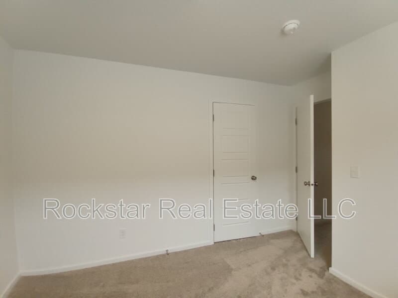 Spokane House: 109 W Goldenrod Ave