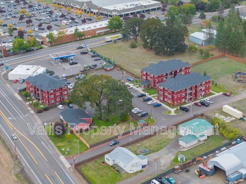 Molalla Condo: 13001 S Crompton Lane