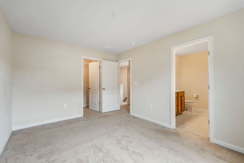 Fredericksburg House: 10100 Futbol Ct