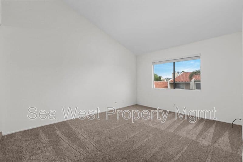 Carlsbad Condo: 6907 Quail Pl.