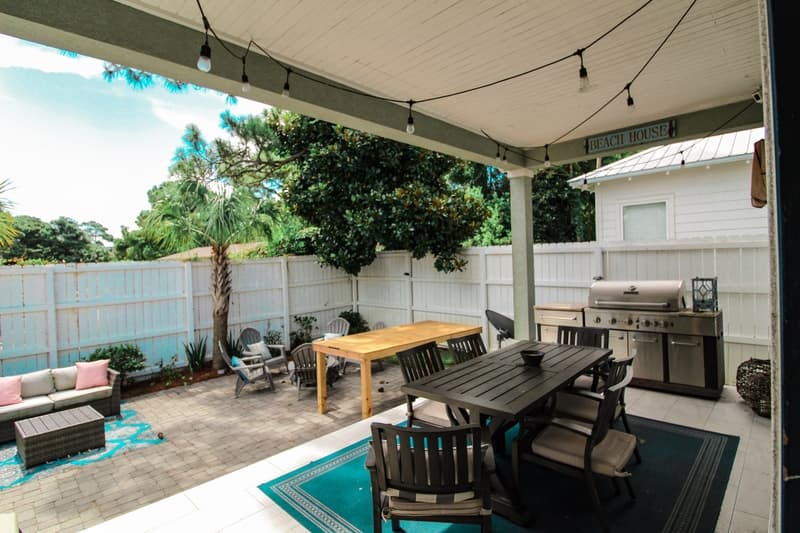 Miramar Beach House: 283 Lakeland Drive