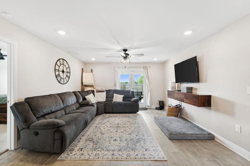 Panama City House: 7131 Penn Way