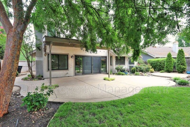 Gold River House: 2173 Roaring Camp Drive