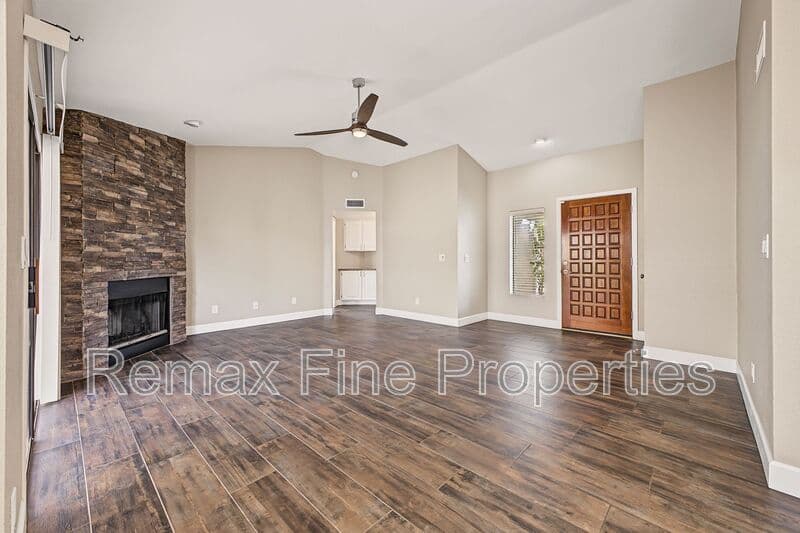 Phoenix House: 3306 E Taro Lane