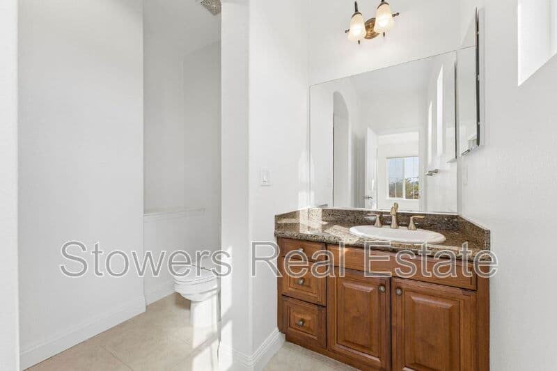 Danville House: 310 La Spezia