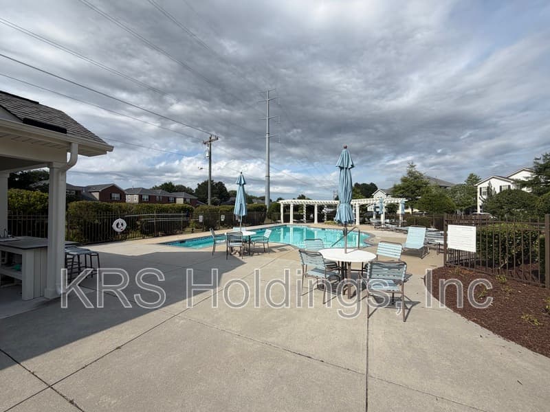 Chesapeake Condo: 1517 Rollesby Way