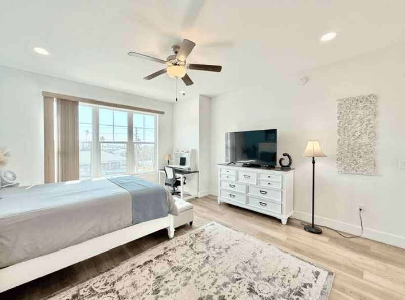 Madeira Beach Condo: 300 150th Avenue - 306