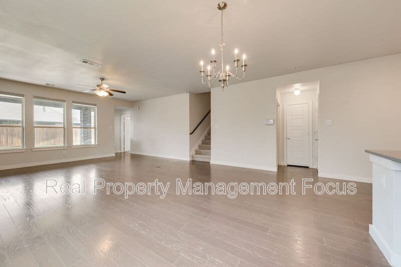 Little Elm House: 1617 Spoonbill Dr