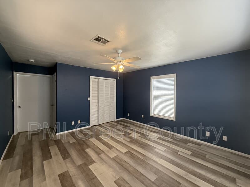 Coweta House: 212 West Pecan Street