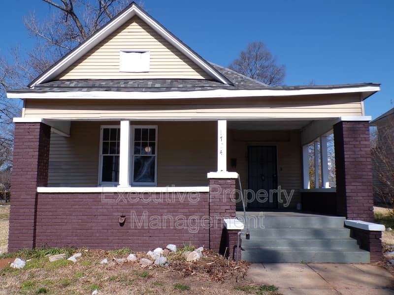 Birmingham House: 1734 Lee Avenue